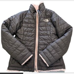 The North Face girls reversible puffer jacket Black/Blush